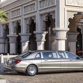  Mercedes - Pullman Exterior 2