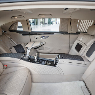  Mercedes - Pullman Interior 3