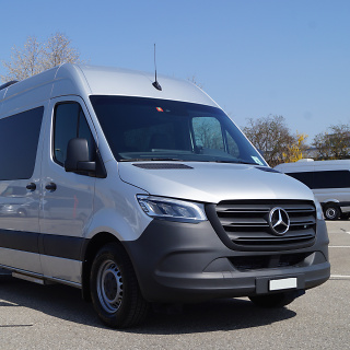  Mercedes Sprinter Exterior 2