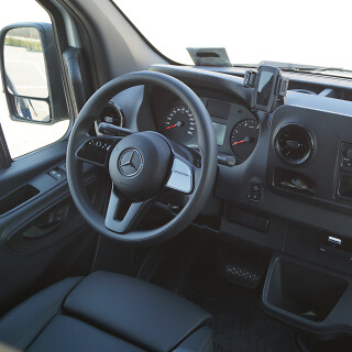  Mercedes Sprinter Interior 4