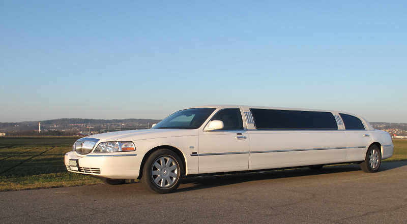 Stretch Limousines 1